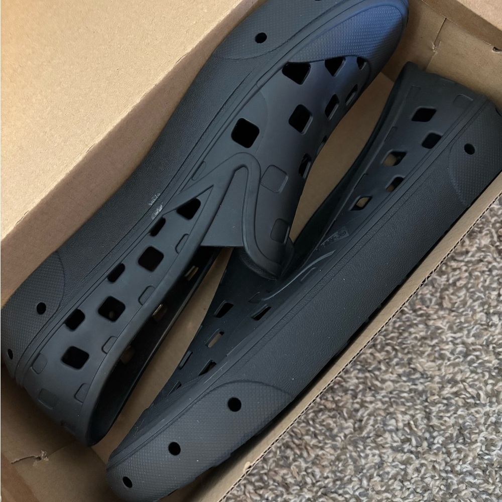 Vans Black Sandals with Ventilation
